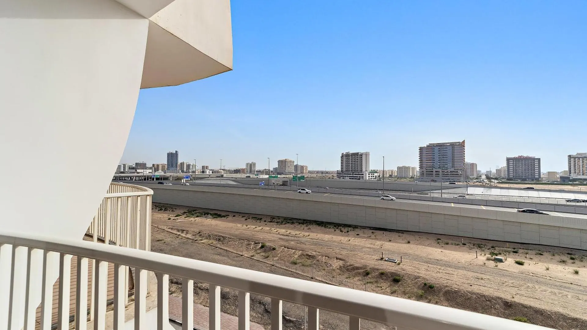 Silkhaus Chic Luxury Studio Opposite Silicon Oasis Shopping Mall Dubaj 0*,  Egyesült Arab Emírségek